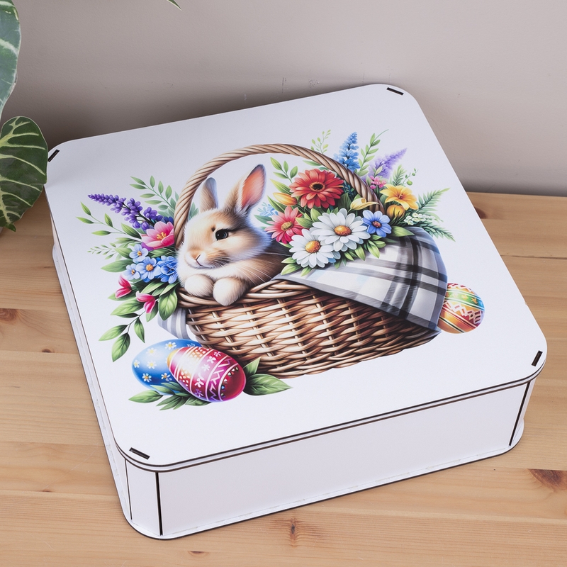 Подарункова коробка квадратна 19.4×19.4×5.8 см «Кролик з корзинкою»
