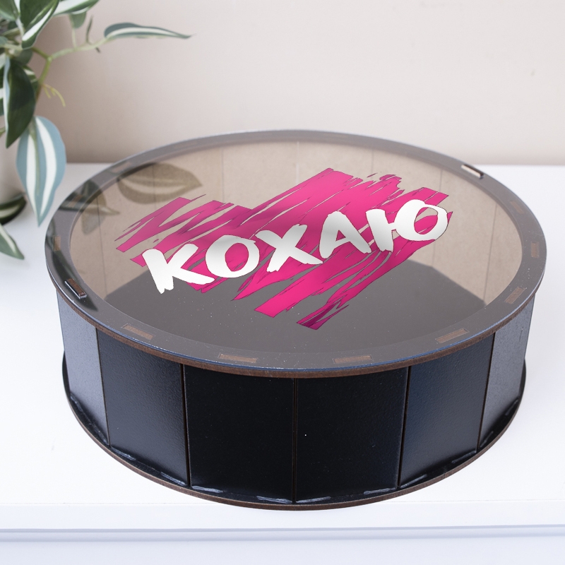 Коробка ЧОРНА прозора кришка "Кохаю" Рожеве серце