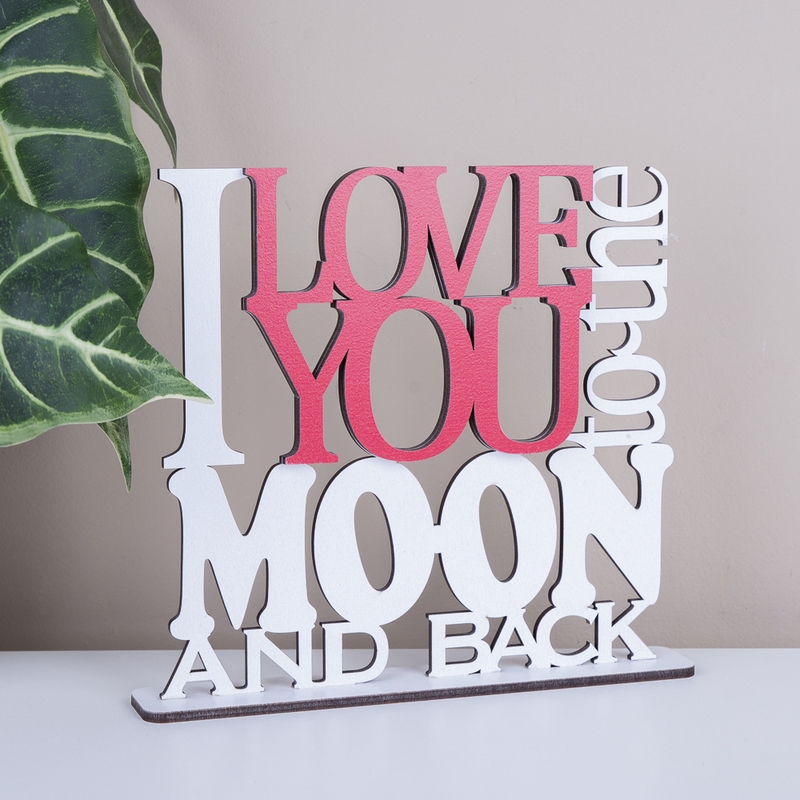 Статуетка Love you to the moon