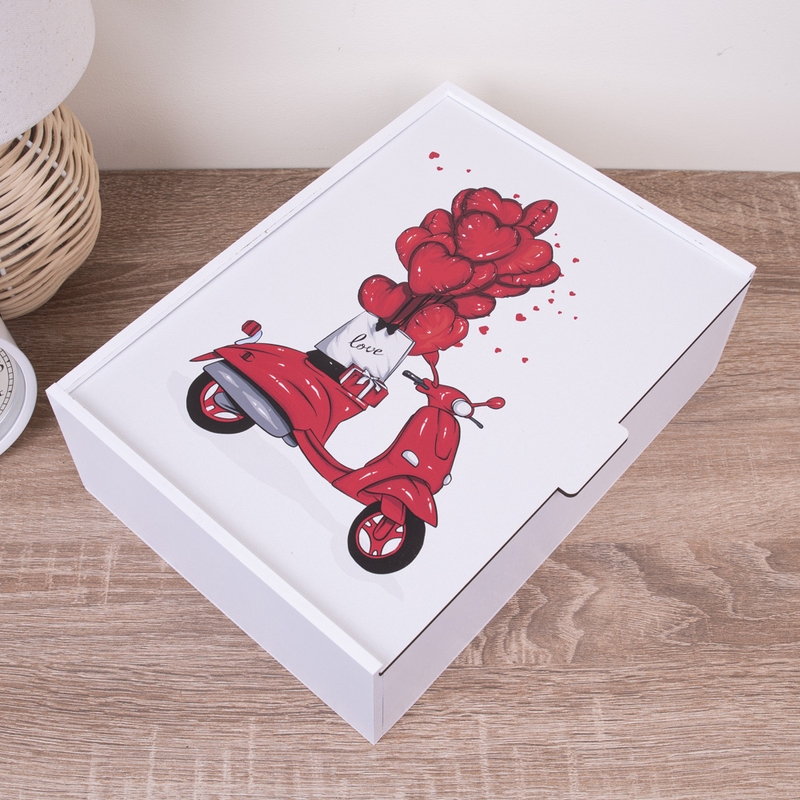 Подарункова коробка прямокутна 32×23×10 см «КУльки та мопед»