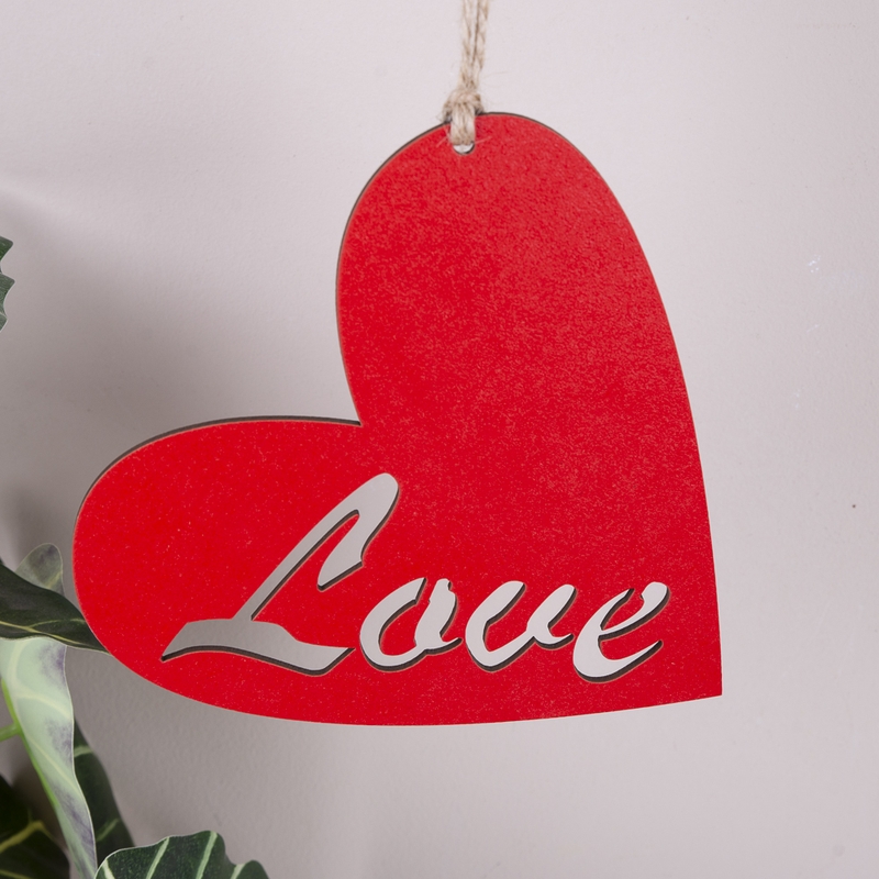 Підвіска Серце з Love