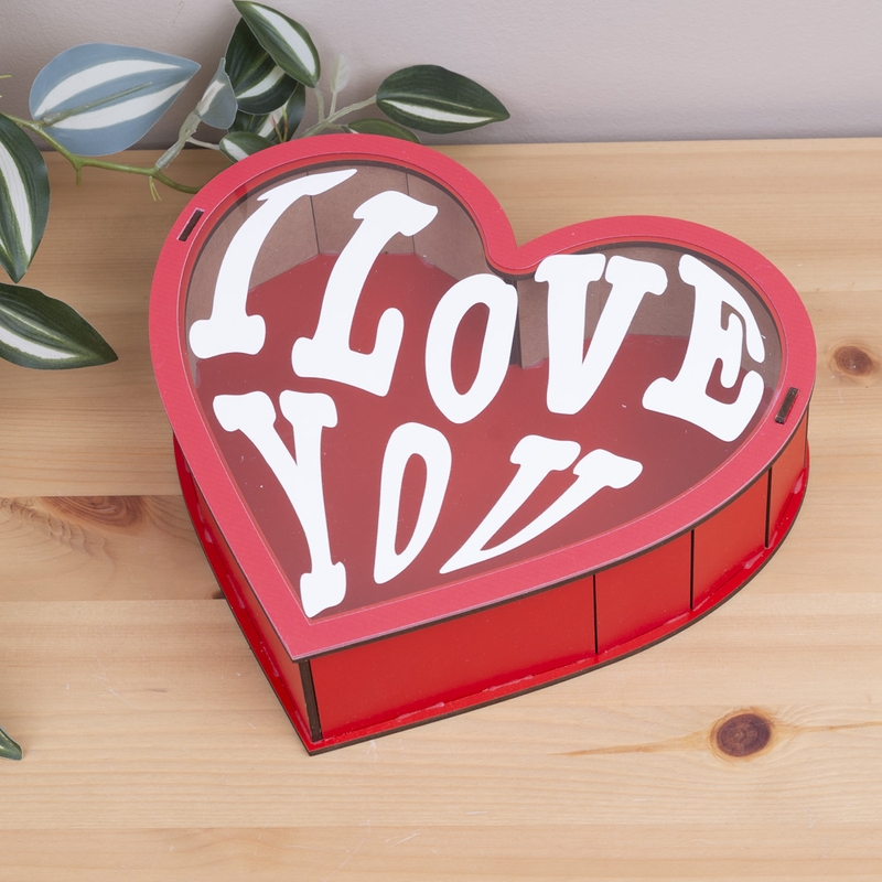 Подарункова коробка у формі серця з прозорою кришкою 25×27×7.9 см «Love в»