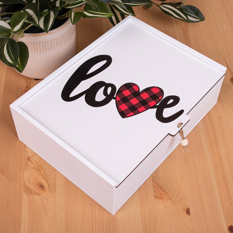 Подарункова коробка прямокутна 23×16×6.5 см «LOVE»
